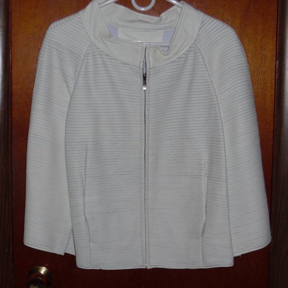 White Ribbed Leather Jacket - Picture 3 of 9